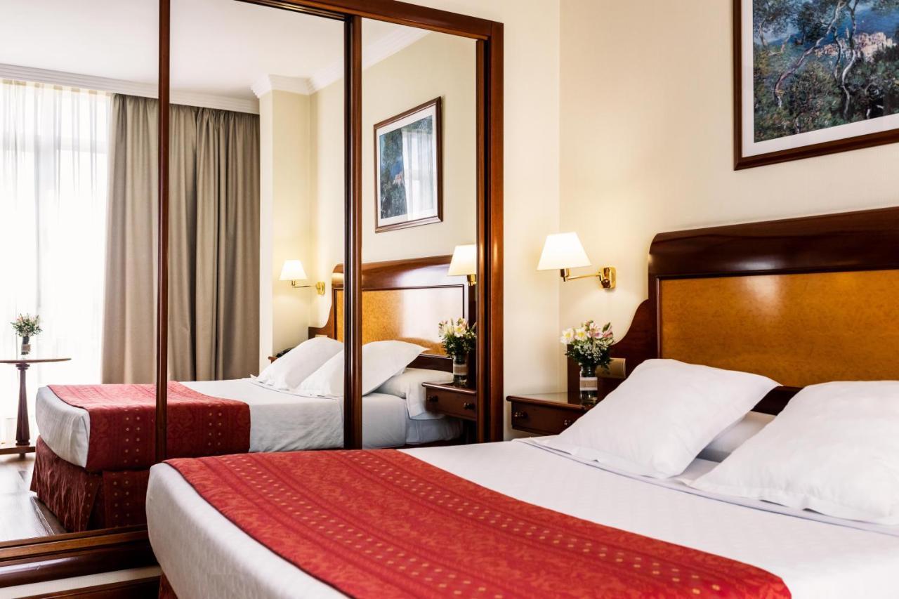 Gran Hotel De Ferrol Bagian luar foto