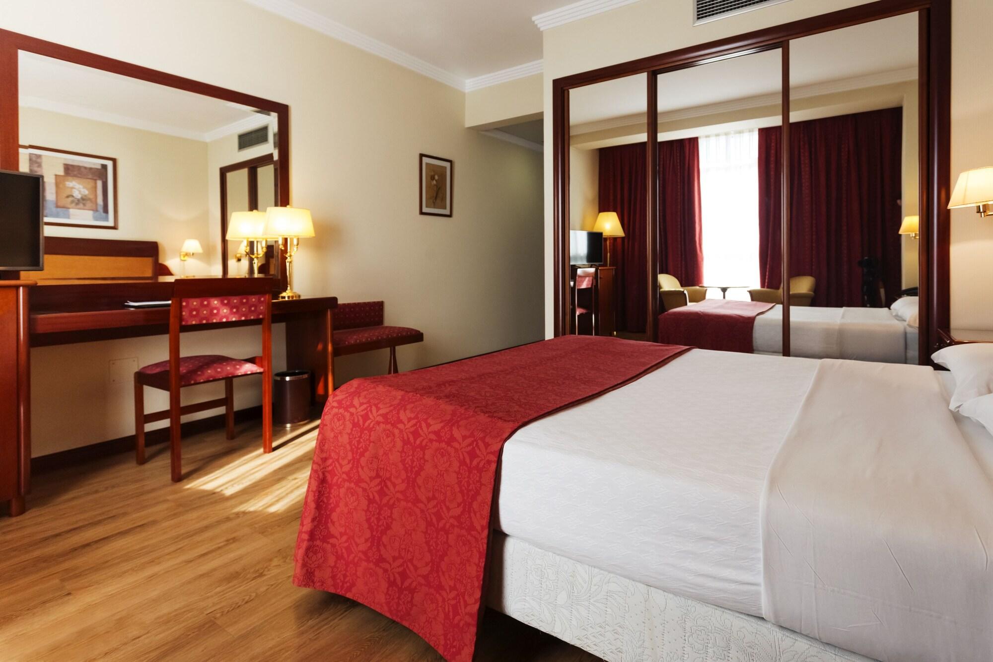 Gran Hotel De Ferrol Bagian luar foto