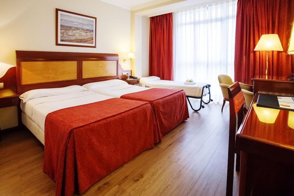 Gran Hotel De Ferrol Bagian luar foto